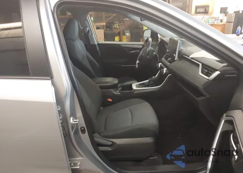 2022 Toyota Rav4 Xle z USA, uszkodzony, nr VIN 2T3P1RFV7NC258233